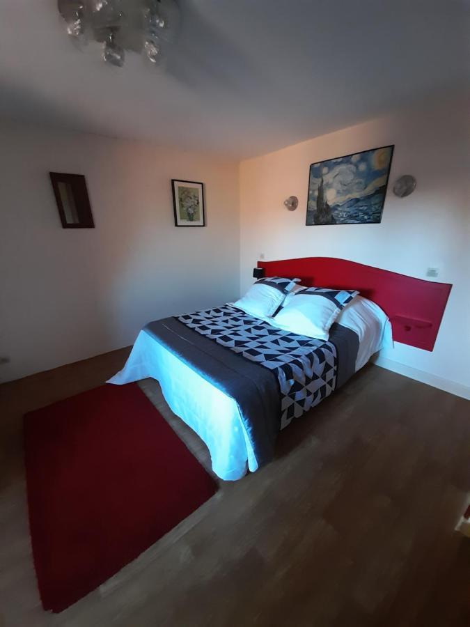 B&B Au Bois Dormant Chateauneuf  Εξωτερικό φωτογραφία
